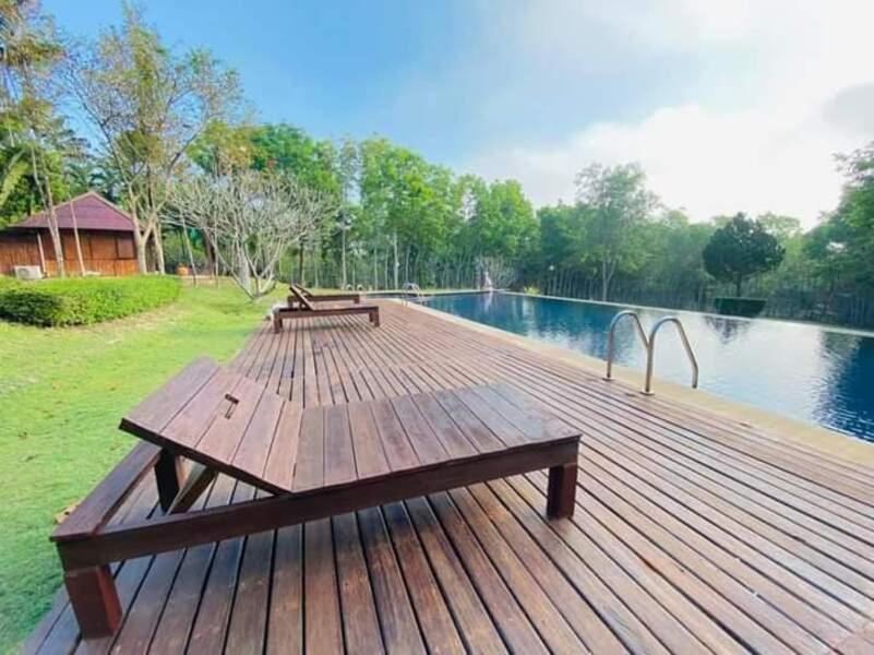 Baanwangnamkeaw Lodge Ban Hin Dat  ภายนอก รูปภาพ